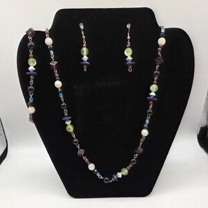Handmade 3-piece jewelry set - bracelet, necklace and dangle earrings.